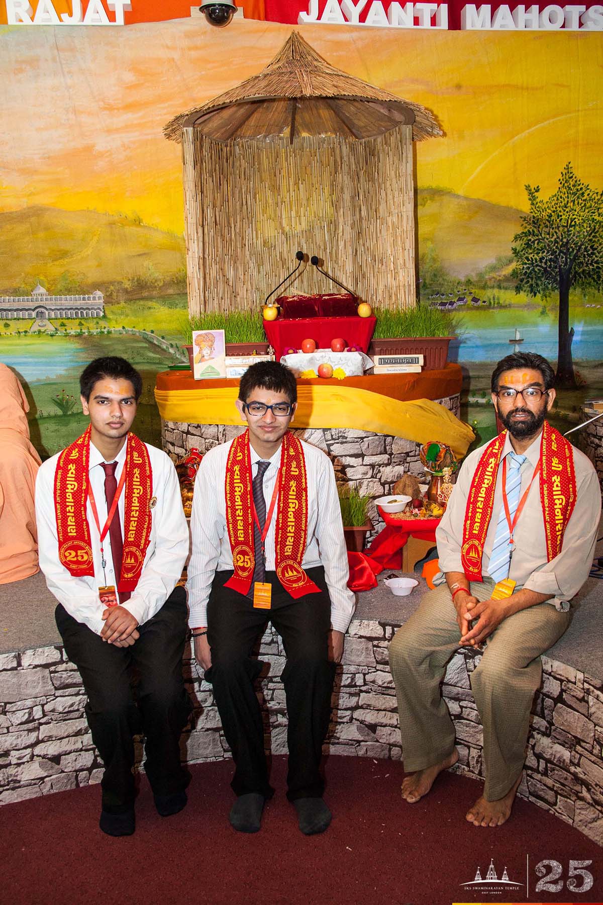 ©1987-2017 SKS Swaminarayan Temple East London